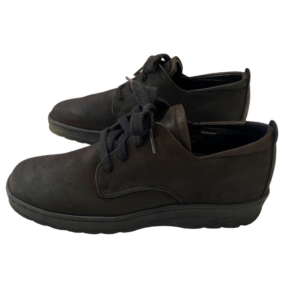 Walking Co. Lace Up Shoes - Picture 2 of 11